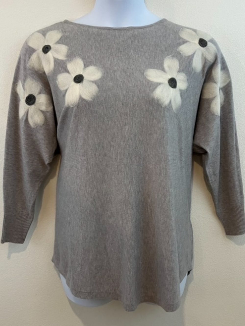 Gray Floral Appliqué Sweater